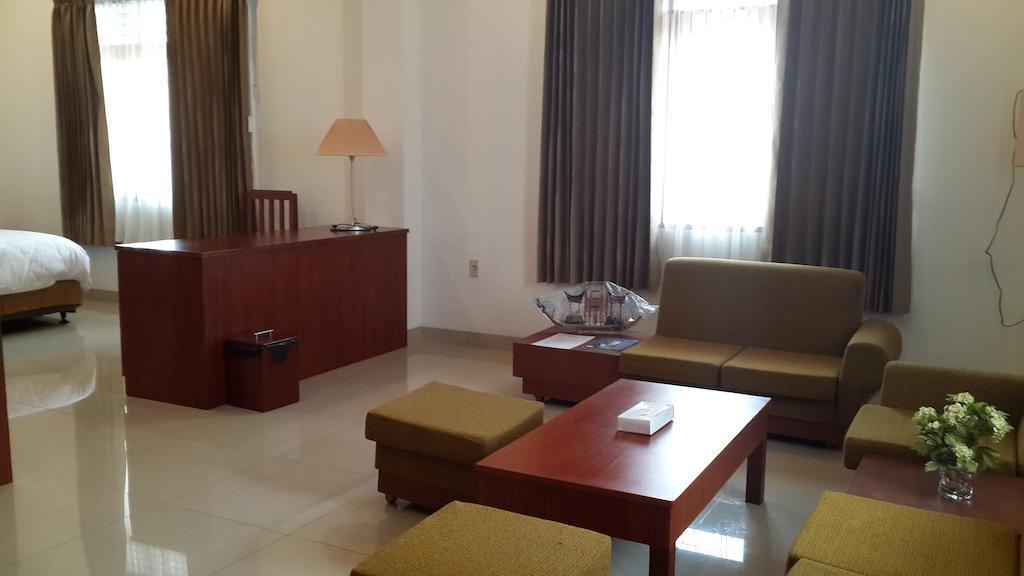 Kailani Inn Medan Room photo