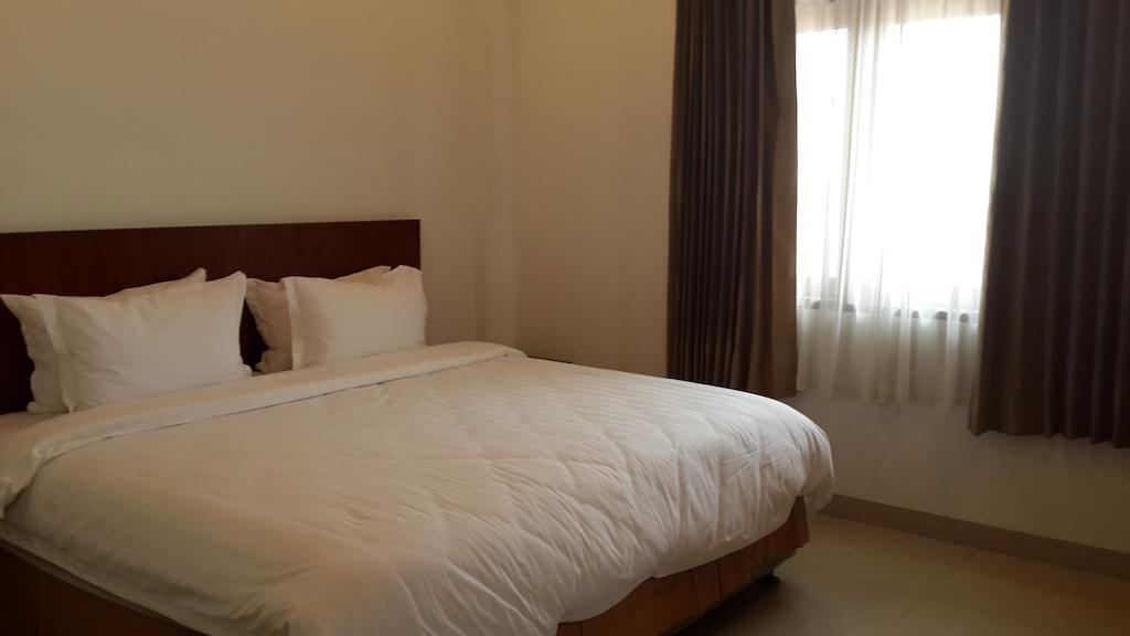 Kailani Inn Medan Room photo